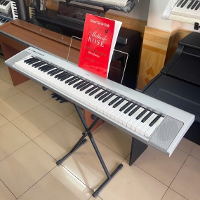 Đàn Piano điện Yamaha NP-30 