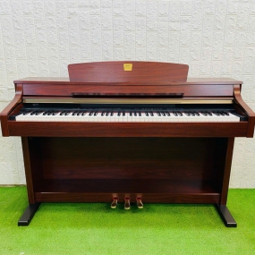Đàn piano điện Yamaha CLP-330