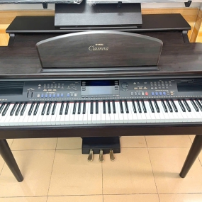 Piano Yamaha CVP-105