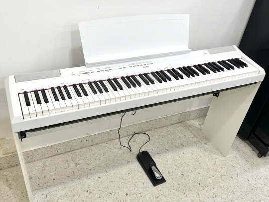Piano Yamaha P-115