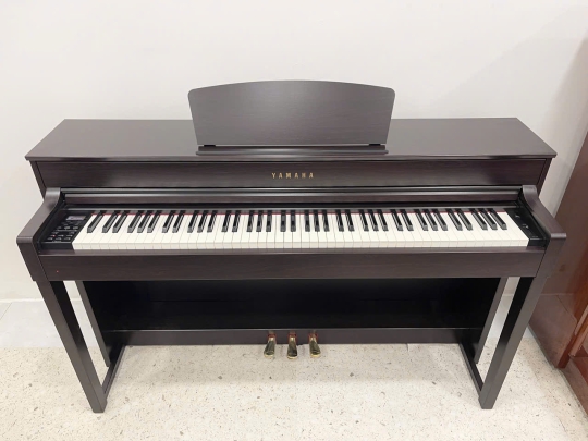 Piano Yamaha CLP-535