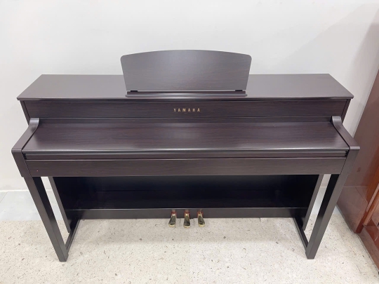 Piano Yamaha CLP-535