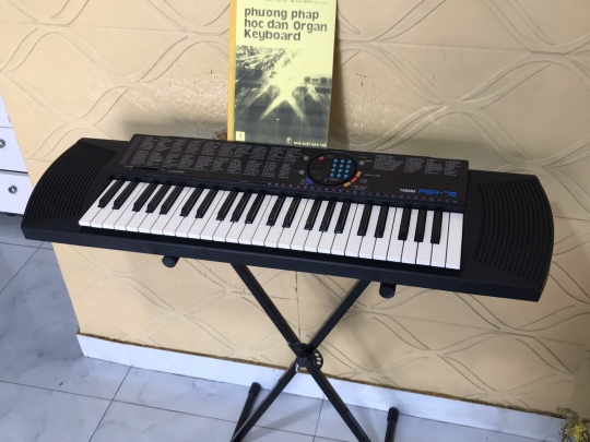 Đàn Organ PSR-76