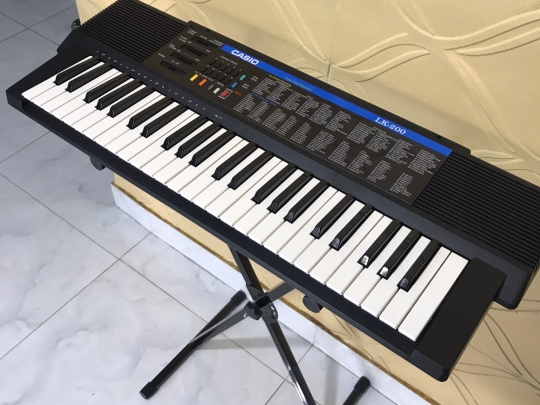 Đàn Organ Casio LK-200