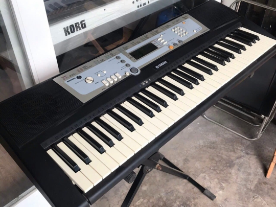 Đàn Organ PSR E-203