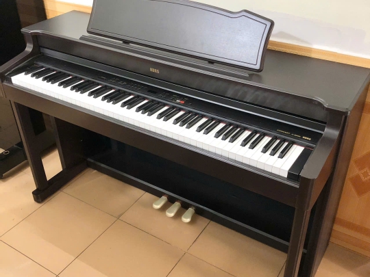 Đàn piano Korg C-8500