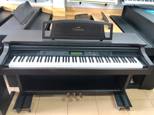 Đàn Piano Điện Yamaha CLP-711 