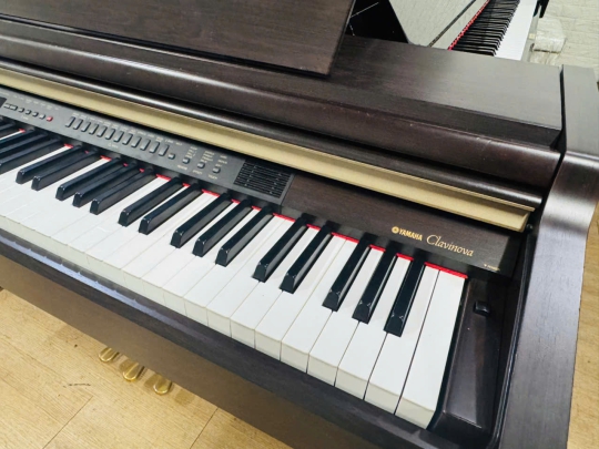 Đàn Piano Điện Yamaha CLP 950