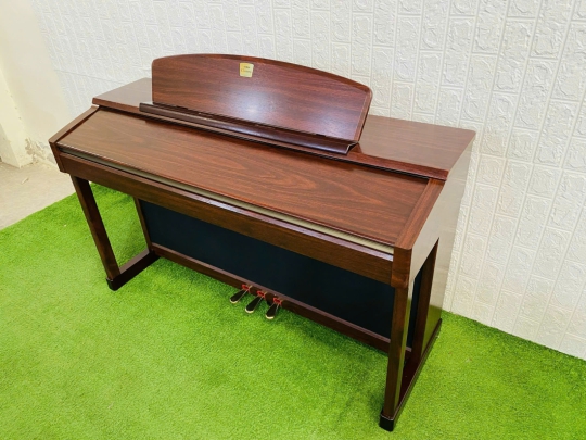 Đàn Piano Điện Yamaha CLP-170 M
