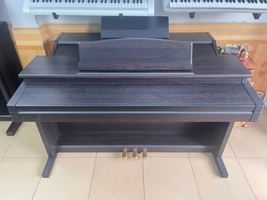 Đàn Piano Roland HP-330