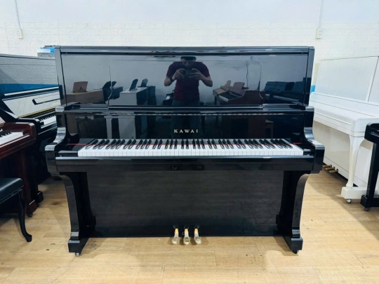 Piano cơ Kawai BL-71