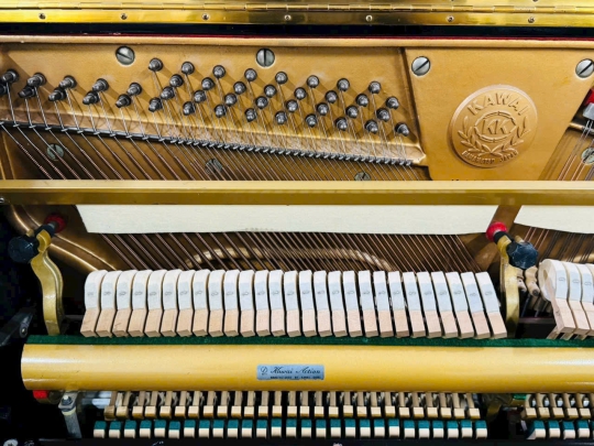 Piano cơ Kawai US-50