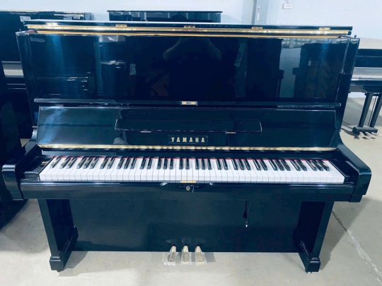 Piano cơ Yamaha U2G