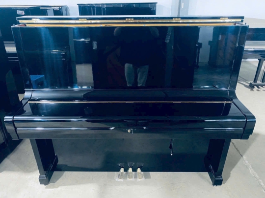 Piano cơ Yamaha U2G