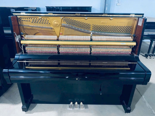 Piano cơ Yamaha U2G