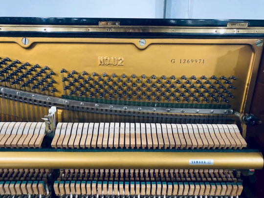 Piano cơ Yamaha U2G