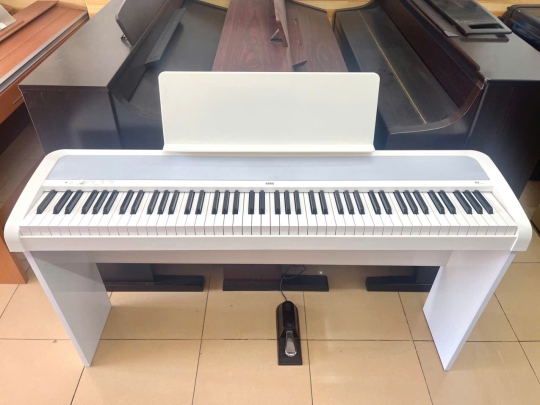 Piano Korg B2