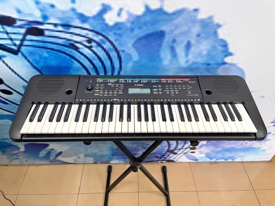 Organ Yamaha PSR-E263