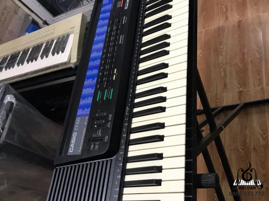 Đàn Organ CT-625