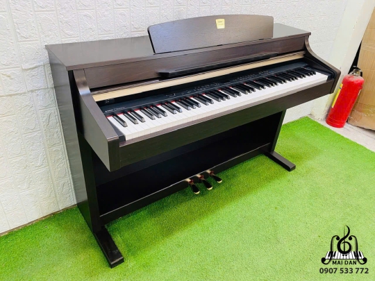 Đàn Piano Yamaha CLP-330