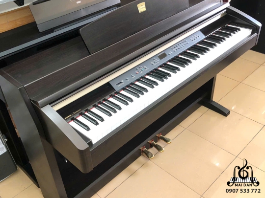 Đàn piano Yamaha CLP-230R