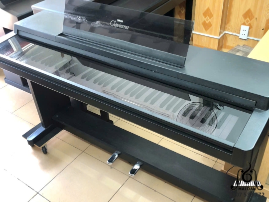 Đàn piano Yamaha CLP-550