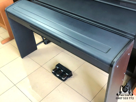 Đàn piano Korg LP-180