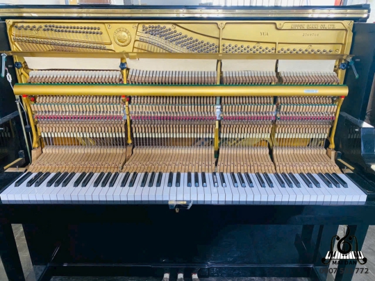 Đàn Piano Cơ Yamaha YUA 