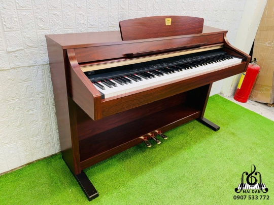 Đàn piano điện Yamaha CLP-330