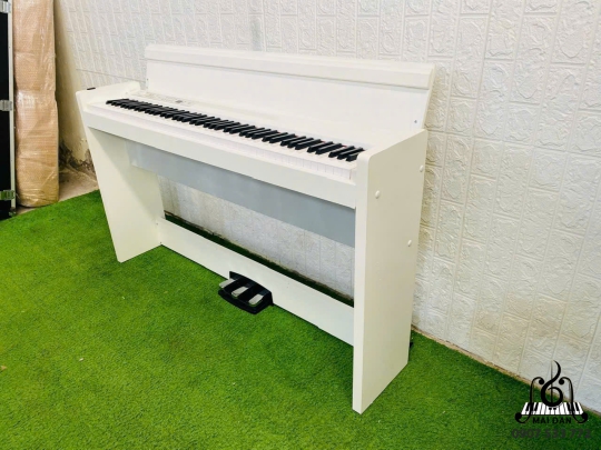 Korg LP-380