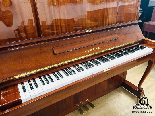 Piano cơ Yamaha W106B