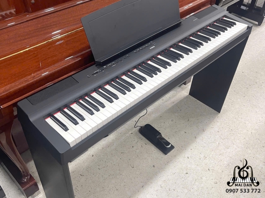Piano Yamaha P-125