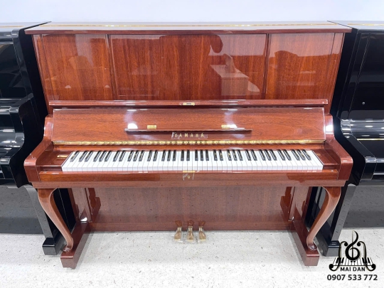 Piano Yamaha W106