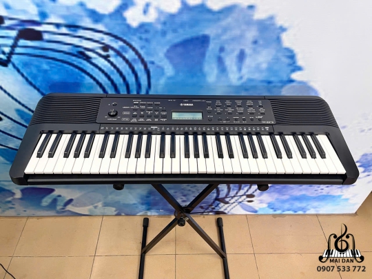 Organ Yamaha PSR-E273