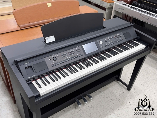 Piano Yamaha CVP-605